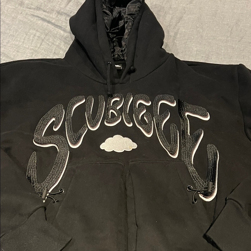 Scubieee Black Hoodie size XL